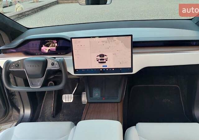 Серый Тесла Модель Х, объемом двигателя 0 л и пробегом 5 тыс. км за 52999 $, фото 50 на Automoto.ua