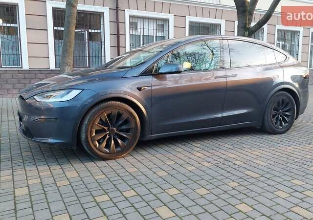 Серый Тесла Модель Х, объемом двигателя 0 л и пробегом 5 тыс. км за 52999 $, фото 11 на Automoto.ua