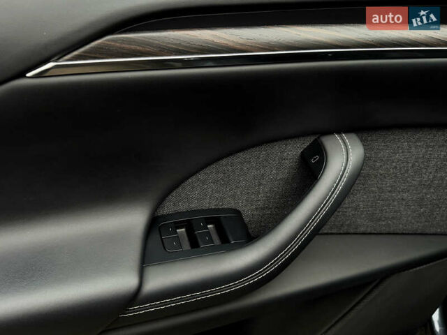 Серый Тесла Модель Х, объемом двигателя 0 л и пробегом 29 тыс. км за 47900 $, фото 17 на Automoto.ua