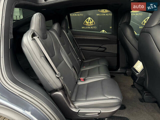 Серый Тесла Модель Х, объемом двигателя 0 л и пробегом 29 тыс. км за 47900 $, фото 14 на Automoto.ua