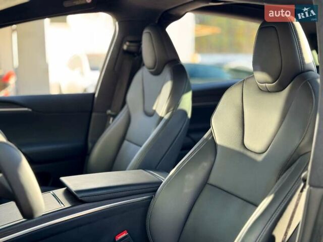 Сірий Тесла Модель Х, об'ємом двигуна 0 л та пробігом 29 тис. км за 49999 $, фото 13 на Automoto.ua