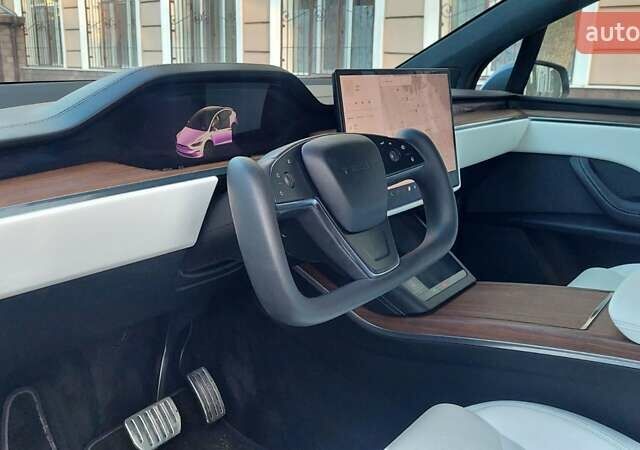 Серый Тесла Модель Х, объемом двигателя 0 л и пробегом 5 тыс. км за 52999 $, фото 30 на Automoto.ua