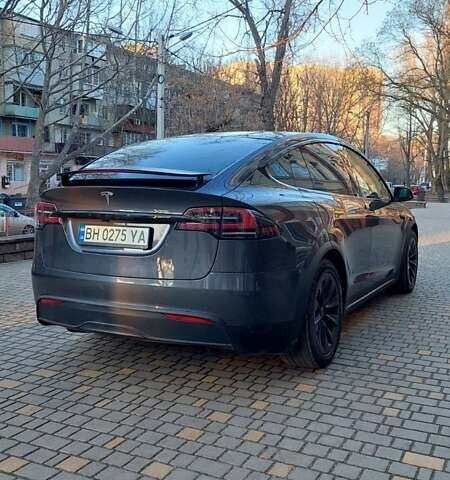 Серый Тесла Модель Х, объемом двигателя 0 л и пробегом 5 тыс. км за 52999 $, фото 3 на Automoto.ua