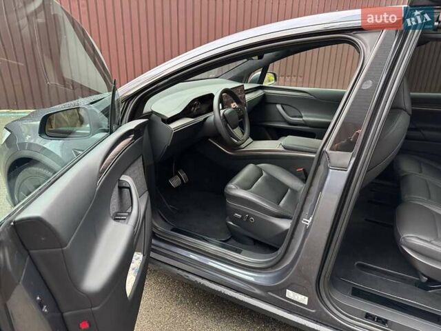 Тесла Модель Х 2023 у Києві на Automoto.ua Сірий Тесла Модель Х, об'ємом двигуна 0 л та пробігом 23 тис. км за 49999 $, фото 19 на Automoto.ua