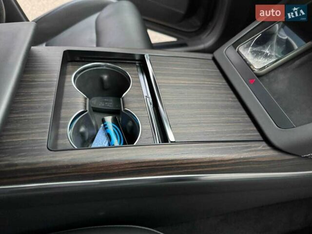 Сірий Тесла Модель Х, об'ємом двигуна 0 л та пробігом 23 тис. км за 49999 $, фото 21 на Automoto.ua