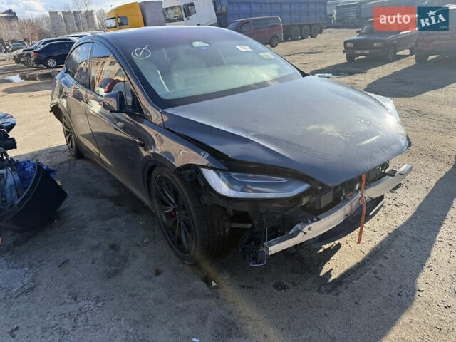 Сірий Тесла Модель Х, об'ємом двигуна 0 л та пробігом 37 тис. км за 35000 $, фото 1 на Automoto.ua