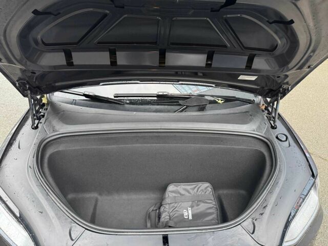 Тесла Модель Х 2023 у Києві на Automoto.ua Сірий Тесла Модель Х, об'ємом двигуна 0 л та пробігом 23 тис. км за 49999 $, фото 10 на Automoto.ua