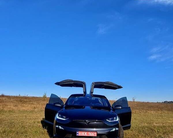 Серый Тесла Модель Х, объемом двигателя 0 л и пробегом 10 тыс. км за 52000 $, фото 29 на Automoto.ua
