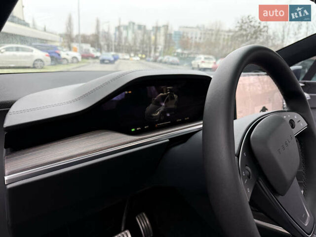 Серый Тесла Модель Х, объемом двигателя 0 л и пробегом 18 тыс. км за 56900 $, фото 19 на Automoto.ua