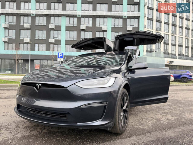 Серый Тесла Модель Х, объемом двигателя 0 л и пробегом 18 тыс. км за 56900 $, фото 15 на Automoto.ua