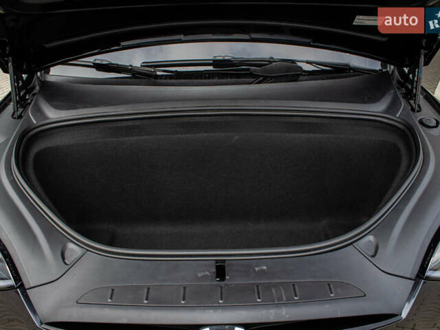 Сірий Тесла Модель Х, об'ємом двигуна 0 л та пробігом 10 тис. км за 70000 $, фото 57 на Automoto.ua