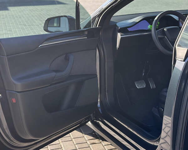 Тесла Модель Х 2024 у Києві на Automoto.ua Сірий Тесла Модель Х, об'ємом двигуна 0 л та пробігом 6 тис. км за 66300 $, фото 26 на Automoto.ua
