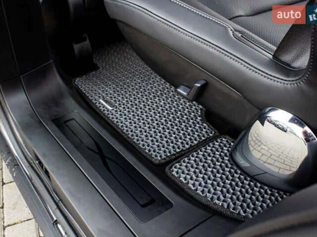 Сірий Тесла Модель Х, об'ємом двигуна 0 л та пробігом 10 тис. км за 70000 $, фото 44 на Automoto.ua