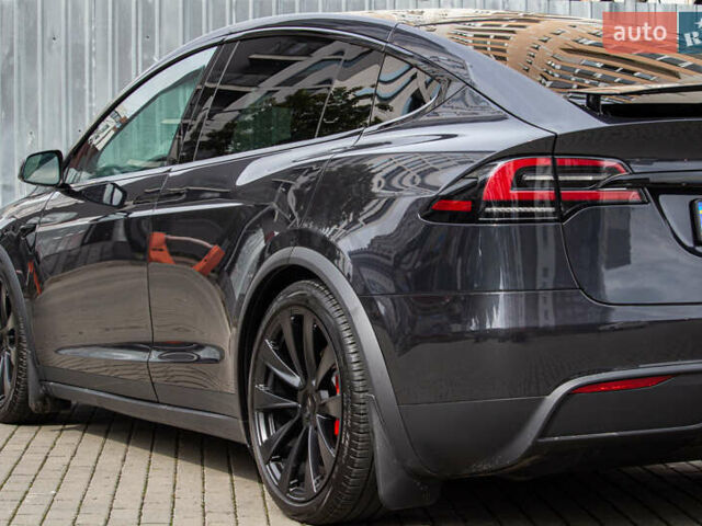 Сірий Тесла Модель Х, об'ємом двигуна 0 л та пробігом 10 тис. км за 70000 $, фото 5 на Automoto.ua