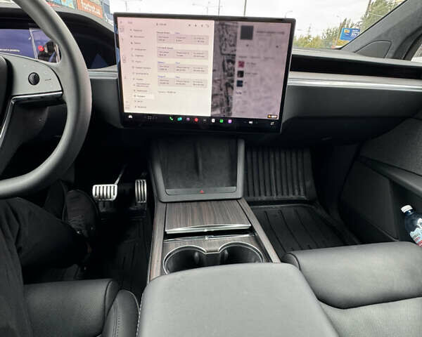 Серый Тесла Модель Х, объемом двигателя 0 л и пробегом 38 тыс. км за 54990 $, фото 8 на Automoto.ua