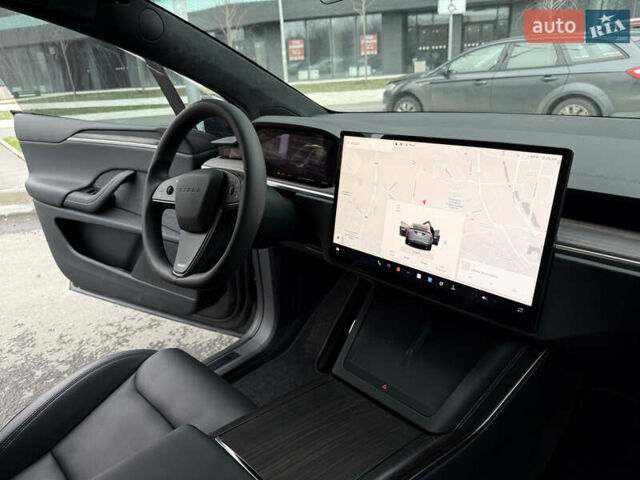 Серый Тесла Модель Х, объемом двигателя 0 л и пробегом 18 тыс. км за 56900 $, фото 22 на Automoto.ua