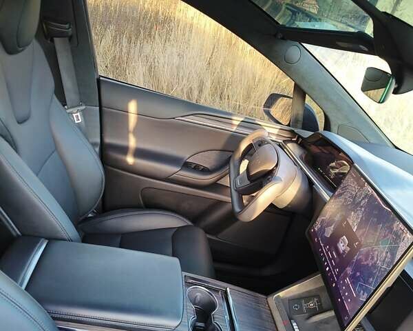 Сірий Тесла Модель Х, об'ємом двигуна 0 л та пробігом 27 тис. км за 52900 $, фото 17 на Automoto.ua
