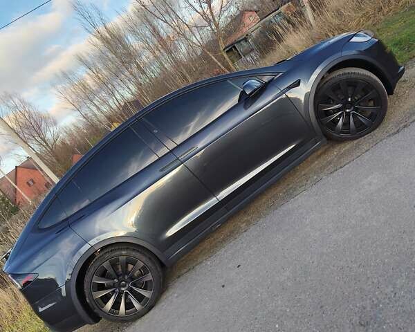 Сірий Тесла Модель Х, об'ємом двигуна 0 л та пробігом 27 тис. км за 52900 $, фото 10 на Automoto.ua