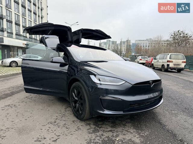 Серый Тесла Модель Х, объемом двигателя 0 л и пробегом 18 тыс. км за 56900 $, фото 4 на Automoto.ua