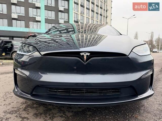 Серый Тесла Модель Х, объемом двигателя 0 л и пробегом 18 тыс. км за 56900 $, фото 2 на Automoto.ua