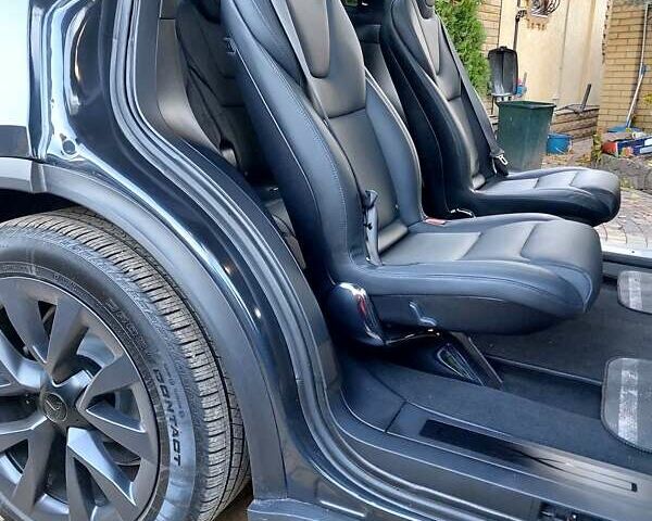 Тесла Модель Х 2024 у Харкові на Automoto.ua Сірий Тесла Модель Х, об'ємом двигуна 0 л та пробігом 11 тис. км за 52900 $, фото 21 на Automoto.ua