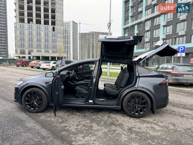 Серый Тесла Модель Х, объемом двигателя 0 л и пробегом 18 тыс. км за 56900 $, фото 16 на Automoto.ua