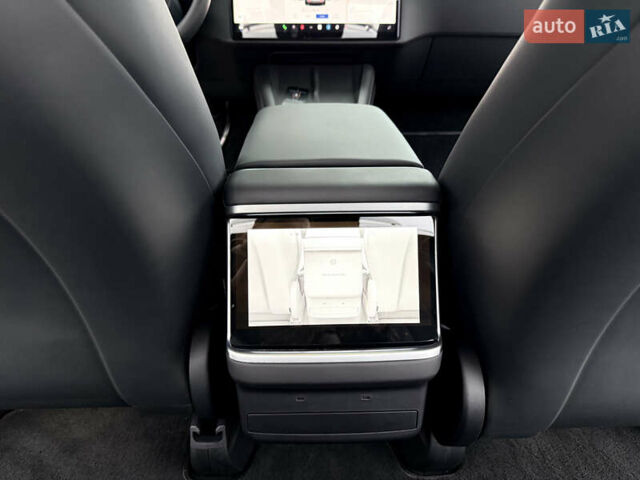 Серый Тесла Модель Х, объемом двигателя 0 л и пробегом 18 тыс. км за 56900 $, фото 24 на Automoto.ua