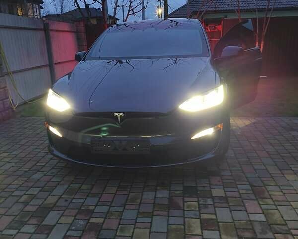 Сірий Тесла Модель Х, об'ємом двигуна 0 л та пробігом 27 тис. км за 52900 $, фото 1 на Automoto.ua