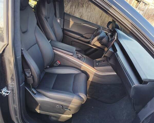 Сірий Тесла Модель Х, об'ємом двигуна 0 л та пробігом 27 тис. км за 52900 $, фото 19 на Automoto.ua