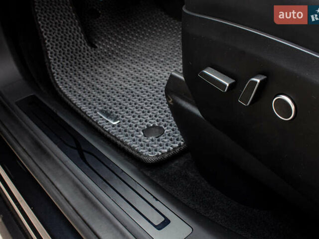 Сірий Тесла Модель Х, об'ємом двигуна 0 л та пробігом 10 тис. км за 70000 $, фото 46 на Automoto.ua