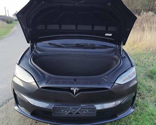 Сірий Тесла Модель Х, об'ємом двигуна 0 л та пробігом 27 тис. км за 52900 $, фото 20 на Automoto.ua