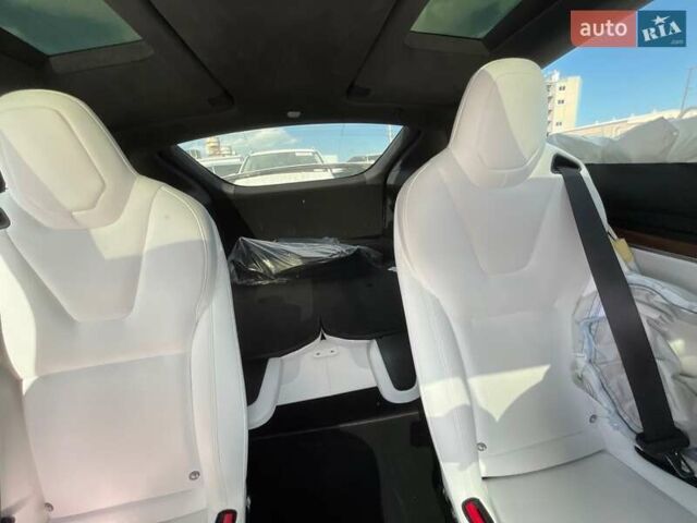 Тесла Модель Х 2025 у Рівному на Automoto.ua Сірий Тесла Модель Х, об'ємом двигуна 0 л та пробігом 12 тис. км за 42900 $, фото 31 на Automoto.ua