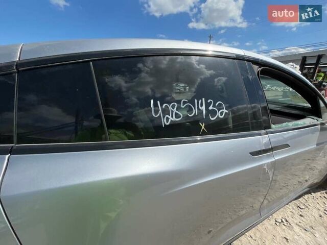 Тесла Модель Х 2025 у Рівному на Automoto.ua Сірий Тесла Модель Х, об'ємом двигуна 0 л та пробігом 12 тис. км за 42900 $, фото 4 на Automoto.ua