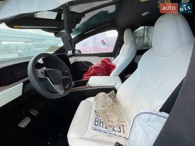 Тесла Модель Х 2025 у Рівному на Automoto.ua Сірий Тесла Модель Х, об'ємом двигуна 0 л та пробігом 12 тис. км за 42900 $, фото 5 на Automoto.ua