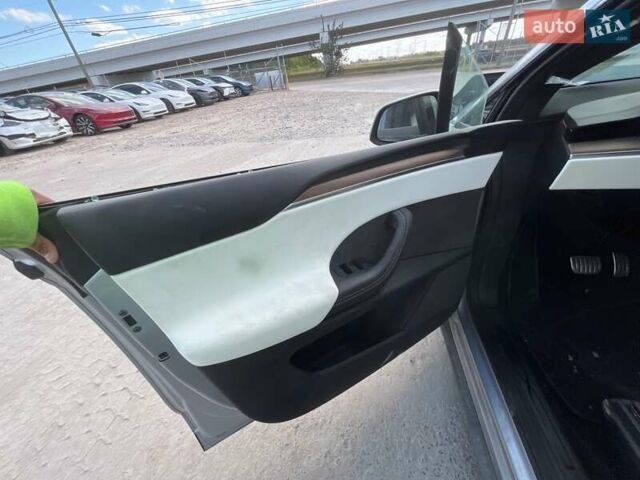 Тесла Модель Х 2025 у Рівному на Automoto.ua Сірий Тесла Модель Х, об'ємом двигуна 0 л та пробігом 12 тис. км за 42900 $, фото 14 на Automoto.ua