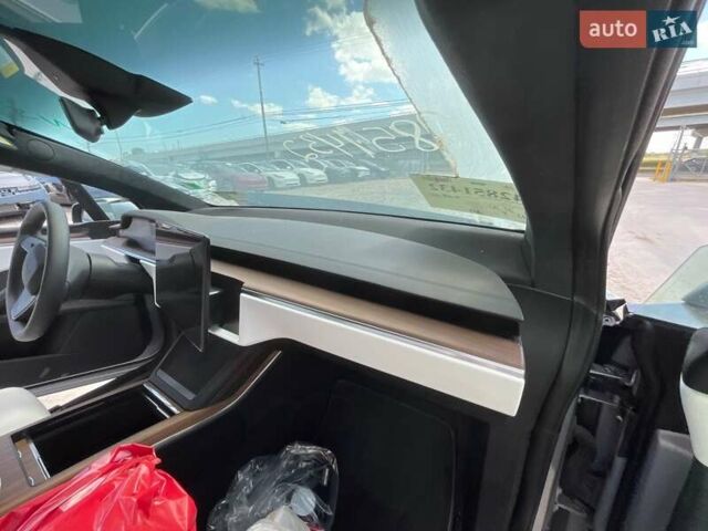 Тесла Модель Х 2025 у Рівному на Automoto.ua Сірий Тесла Модель Х, об'ємом двигуна 0 л та пробігом 12 тис. км за 42900 $, фото 10 на Automoto.ua