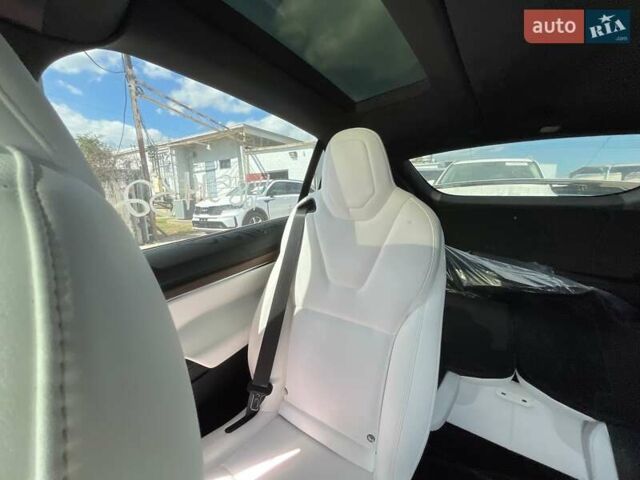 Тесла Модель Х 2025 у Рівному на Automoto.ua Сірий Тесла Модель Х, об'ємом двигуна 0 л та пробігом 12 тис. км за 42900 $, фото 6 на Automoto.ua