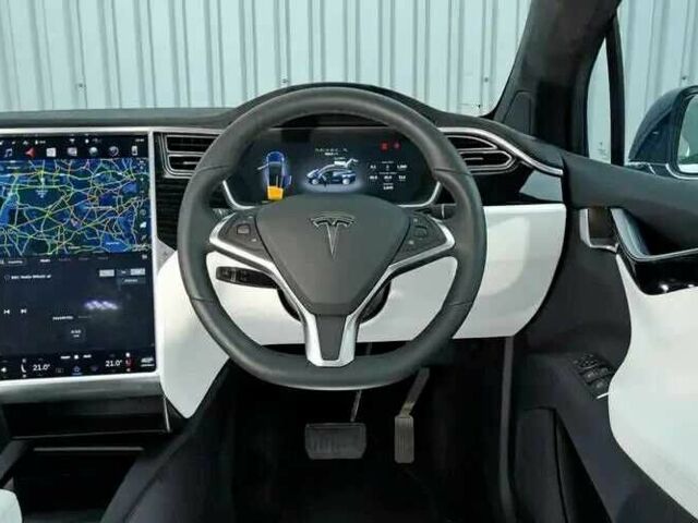 Синий Тесла Модель Х, объемом двигателя 0 л и пробегом 2 тыс. км за 1382 $, фото 1 на Automoto.ua