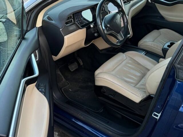 Синий Тесла Модель Х, объемом двигателя 0 л и пробегом 191 тыс. км за 19000 $, фото 13 на Automoto.ua