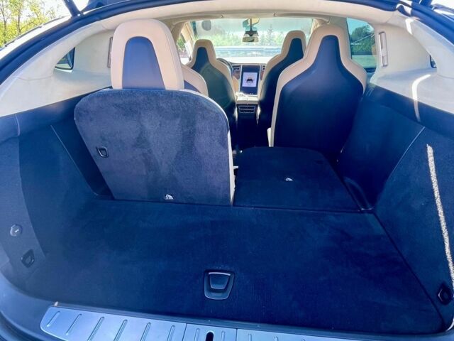 Синій Тесла Модель Х, об'ємом двигуна 0 л та пробігом 121 тис. км за 25999 $, фото 6 на Automoto.ua