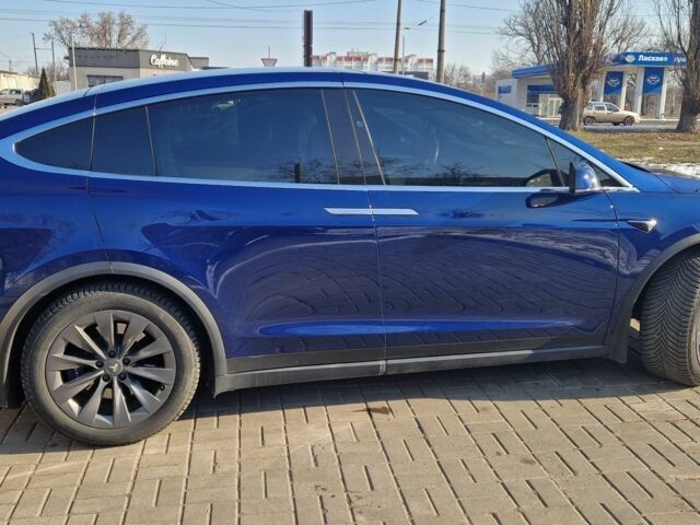 Синий Тесла Модель Х, объемом двигателя 0 л и пробегом 110 тыс. км за 29000 $, фото 2 на Automoto.ua