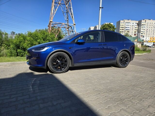 Синий Тесла Модель Х, объемом двигателя 0 л и пробегом 70 тыс. км за 48500 $, фото 2 на Automoto.ua