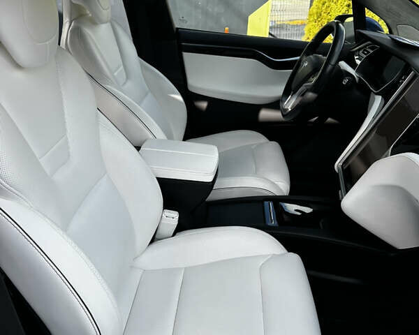 Тесла Модель Х 2016 в Львове на Automoto.ua Синий Тесла Модель Х, объемом двигателя 0 л и пробегом 93 тыс. км за 21999 $, фото 21 на Automoto.ua