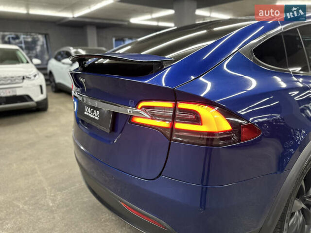 Синий Тесла Модель Х, объемом двигателя 0 л и пробегом 152 тыс. км за 28500 $, фото 13 на Automoto.ua