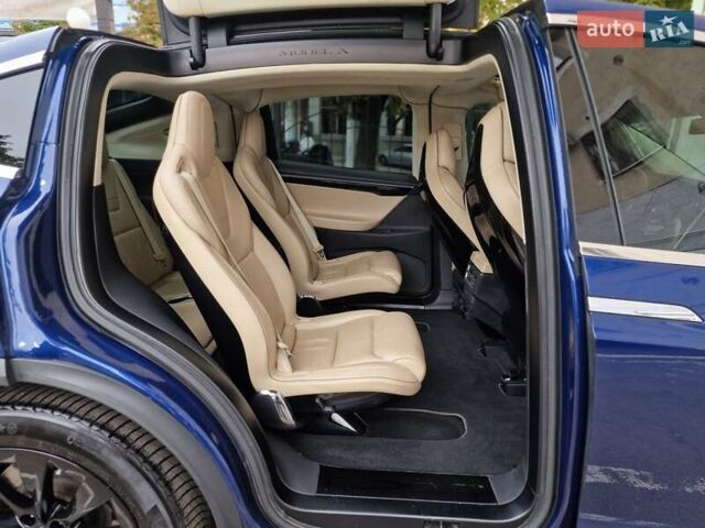 Синій Тесла Модель Х, об'ємом двигуна 0 л та пробігом 120 тис. км за 20990 $, фото 59 на Automoto.ua