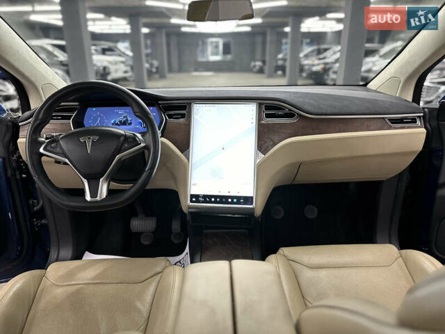 Синий Тесла Модель Х, объемом двигателя 0 л и пробегом 152 тыс. км за 28500 $, фото 35 на Automoto.ua