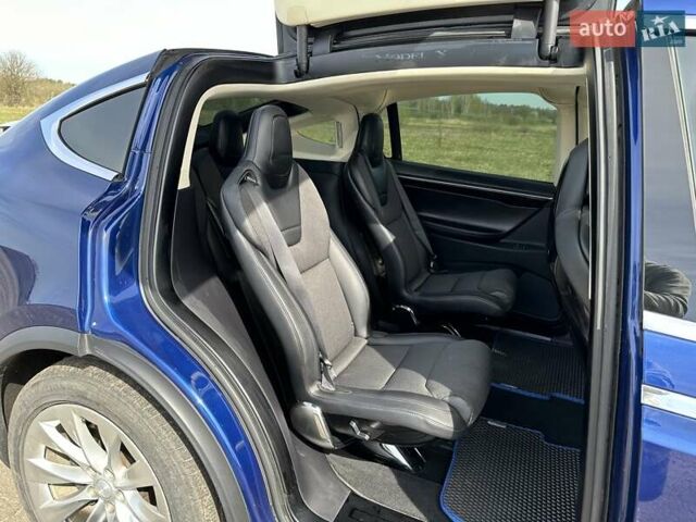 Синій Тесла Модель Х, об'ємом двигуна 0 л та пробігом 143 тис. км за 19500 $, фото 9 на Automoto.ua