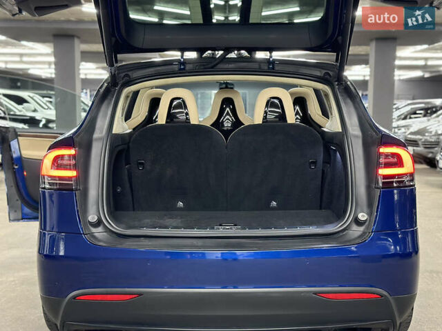 Синий Тесла Модель Х, объемом двигателя 0 л и пробегом 152 тыс. км за 28500 $, фото 45 на Automoto.ua