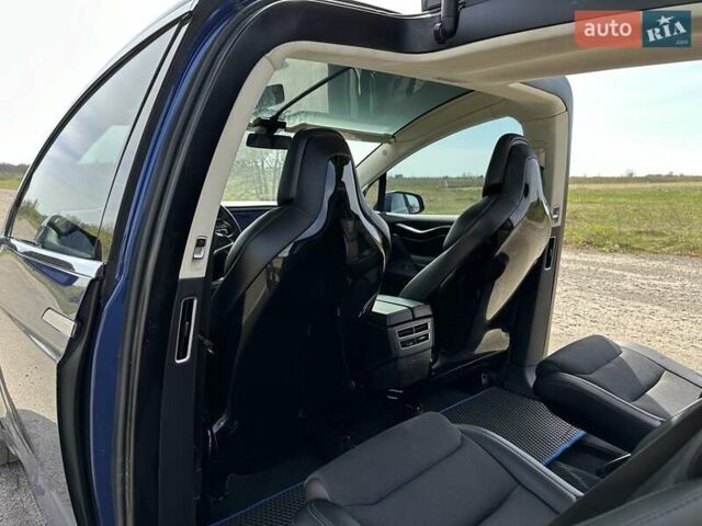 Синій Тесла Модель Х, об'ємом двигуна 0 л та пробігом 143 тис. км за 19500 $, фото 12 на Automoto.ua