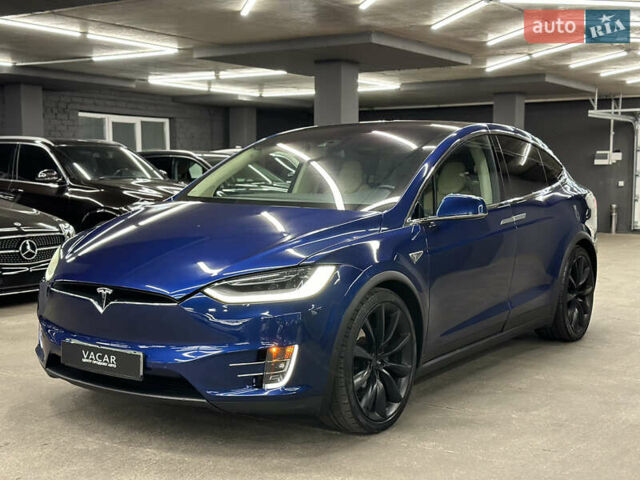 Синий Тесла Модель Х, объемом двигателя 0 л и пробегом 152 тыс. км за 28500 $, фото 3 на Automoto.ua